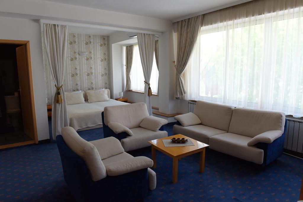 סקופיה Hotel Residence Inn מראה חיצוני תמונה