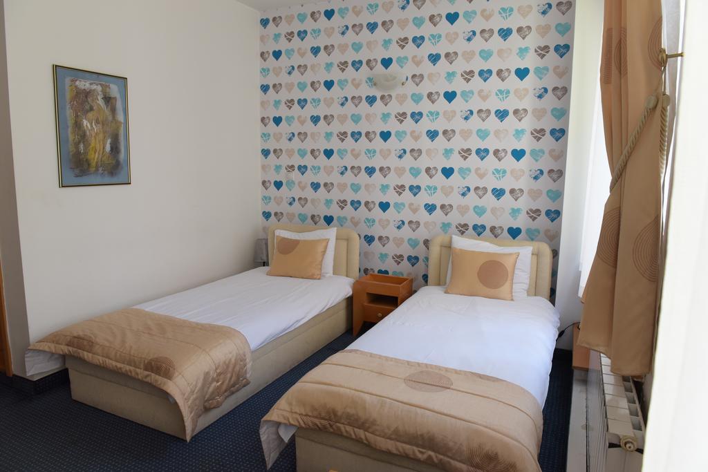 סקופיה Hotel Residence Inn מראה חיצוני תמונה
